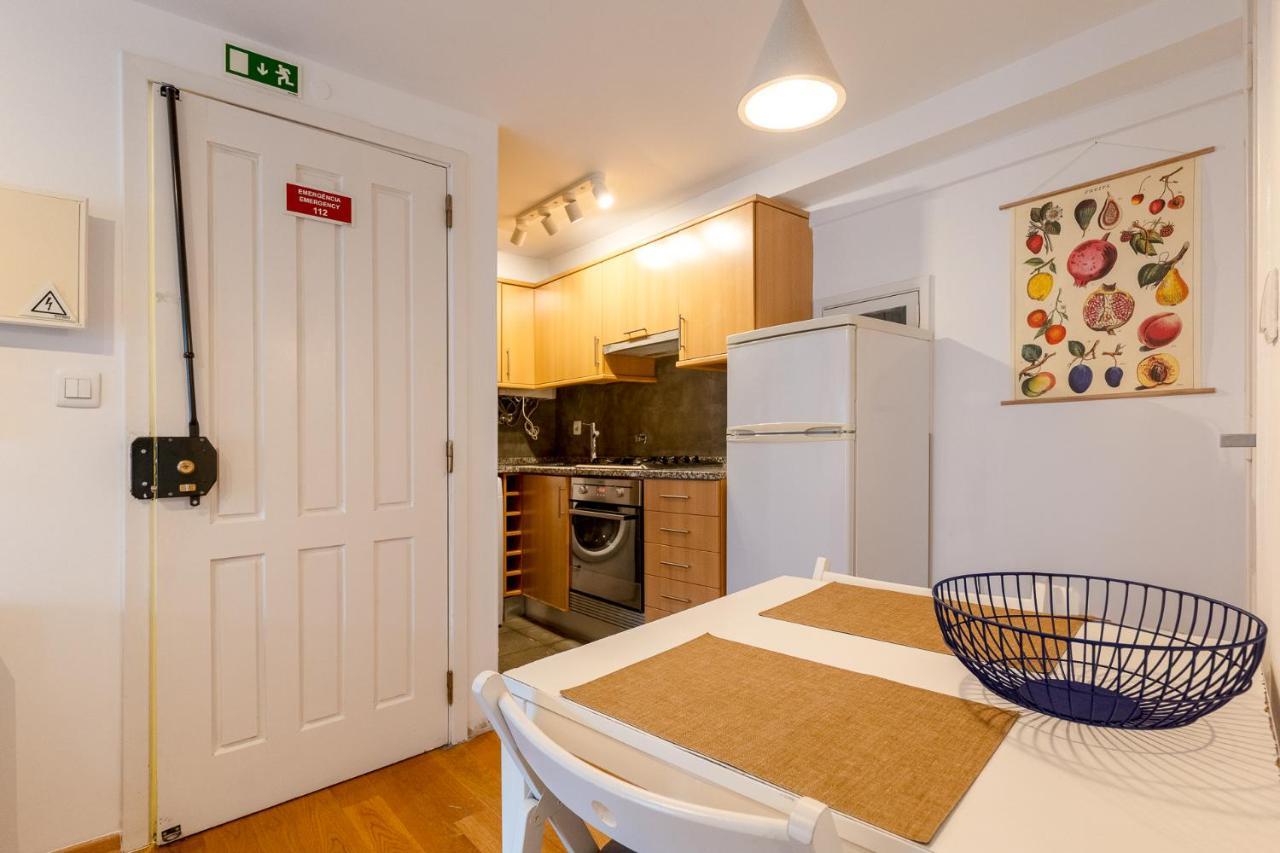 Contemporary Apartment In Chiado 3 Lisboa المظهر الخارجي الصورة
